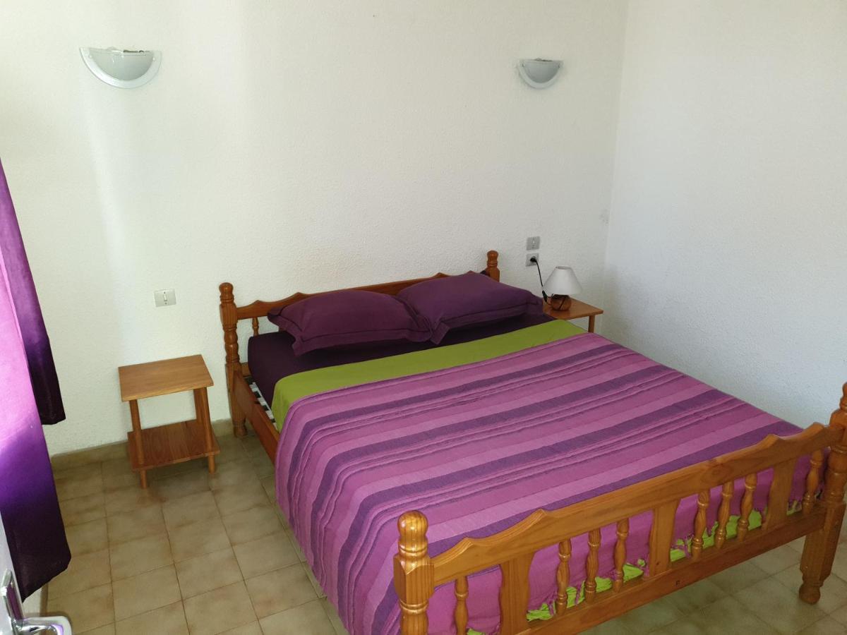 Gites Le Pressoir Vias Εξωτερικό φωτογραφία